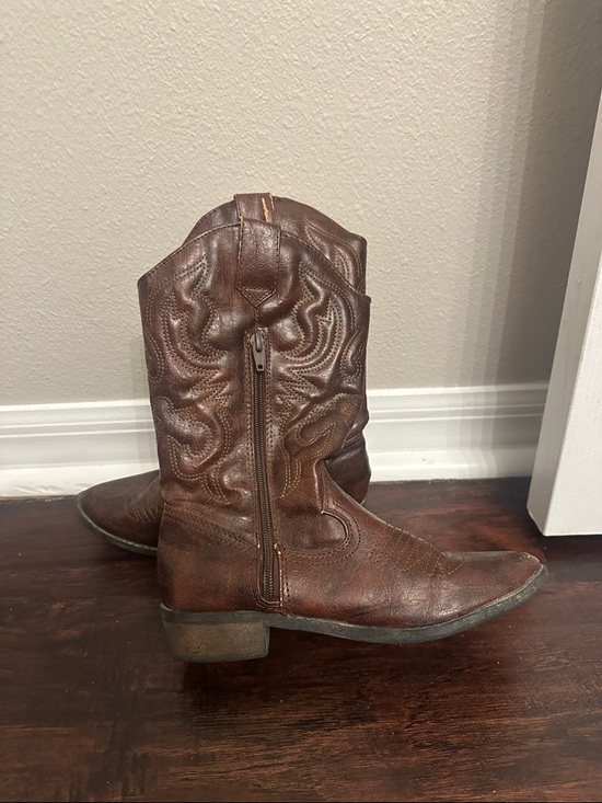 Target Shoes - Target Brown Leather Western Ankle Boots with Side Zip